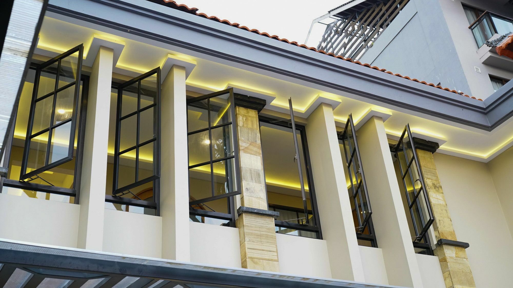 Hotel Akanaka Petitenget Bali 3*